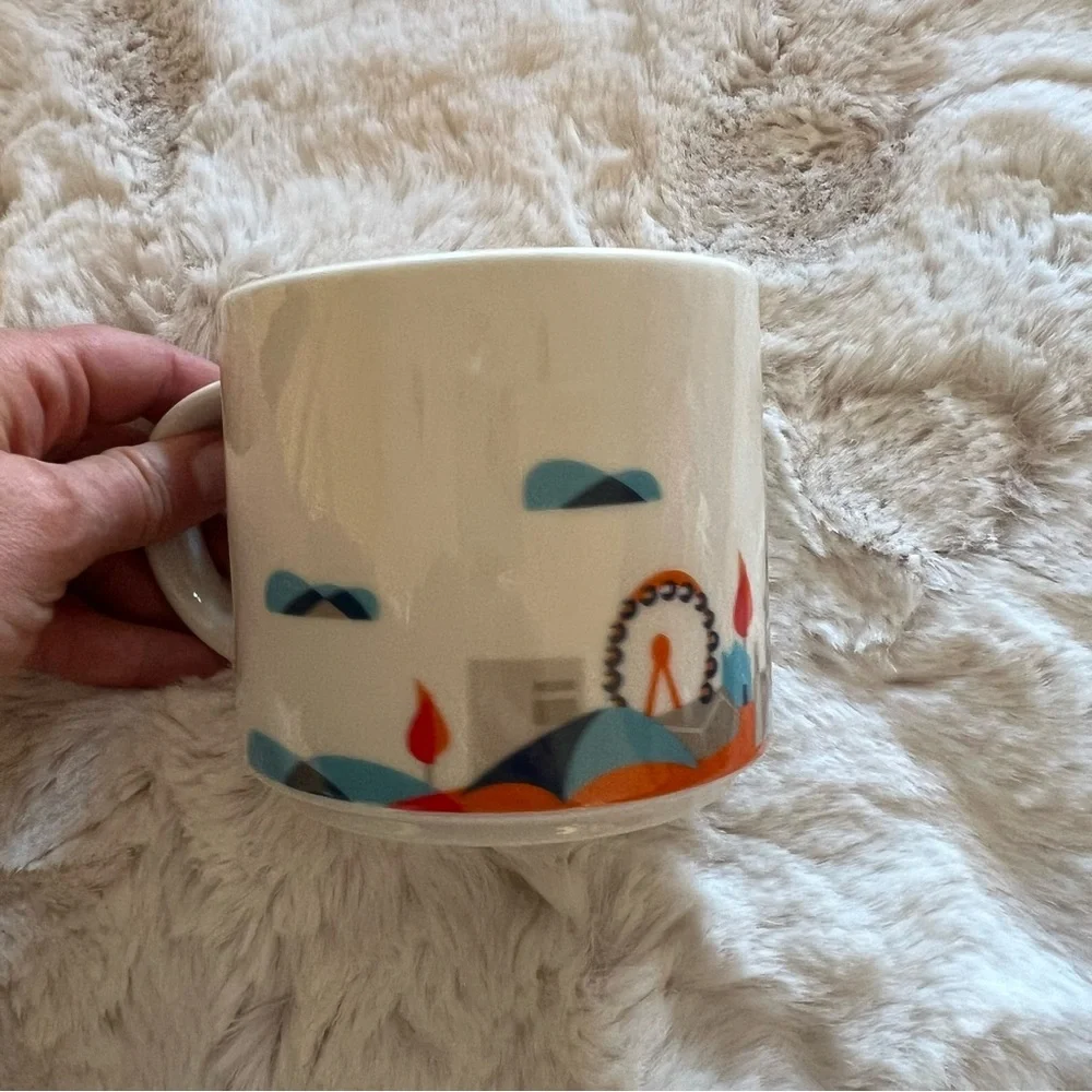 Chicago Starbucks Coffee Mug - Picture 3 of 6